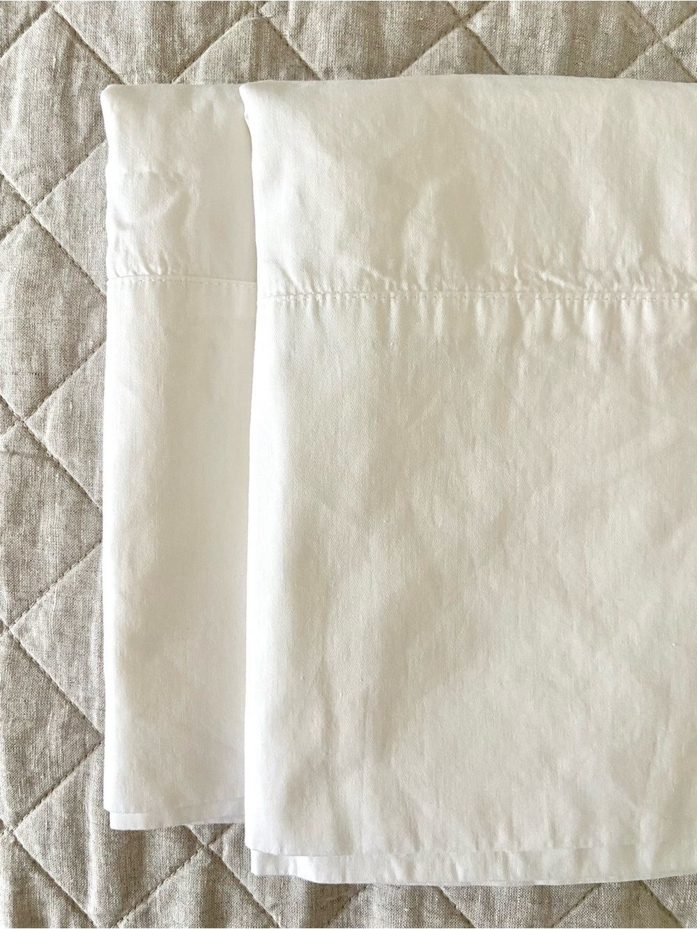 Boll and Branch Signature Hemmed Pillowcase Set NWOT - Picture 3 of 6